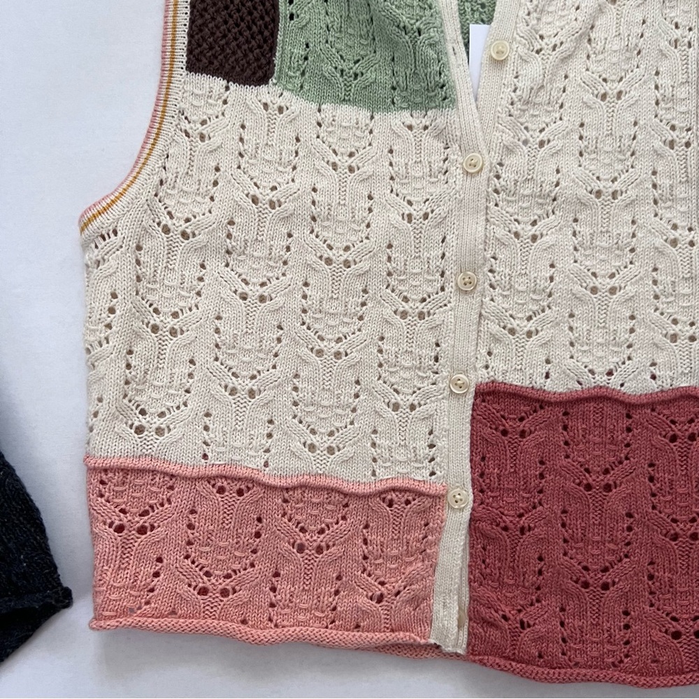 American Eagle Patchwork Button-Up Sweater Vest Small - Picture 3 of 6